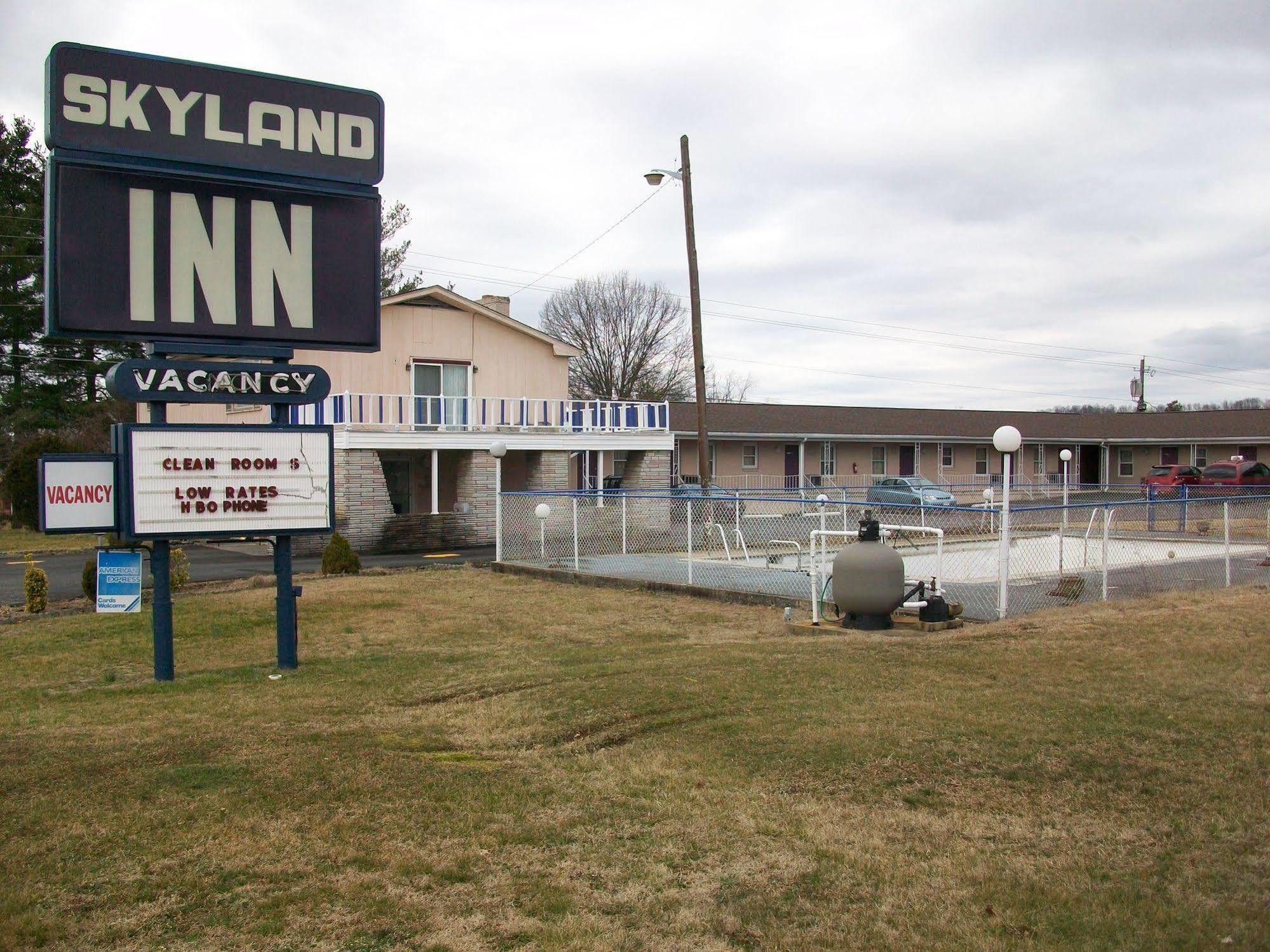 Skyland Inn - Bristol Hilander Park Экстерьер фото